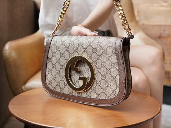 구찌 블론디 숄더백 [매장가 420만원대]