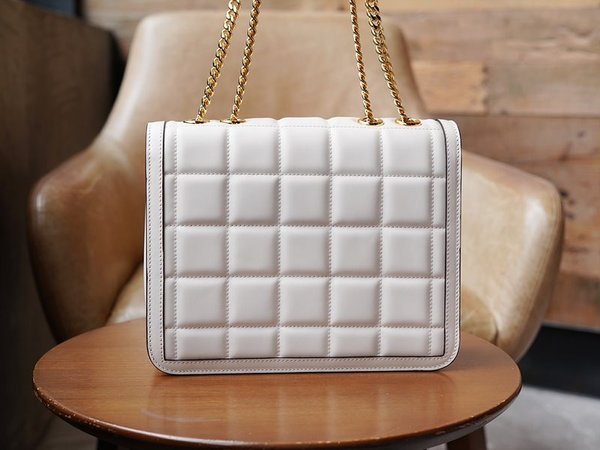 구찌 데코 스몰 숄더백 [매장가 440만원대]