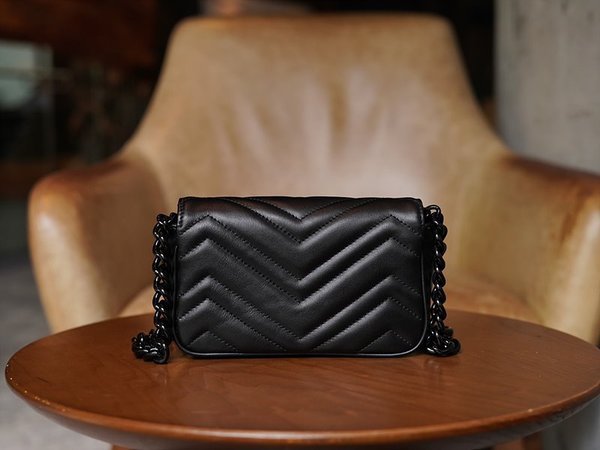 구찌 GG 마몽 벨트백 [매장가 233만원대]