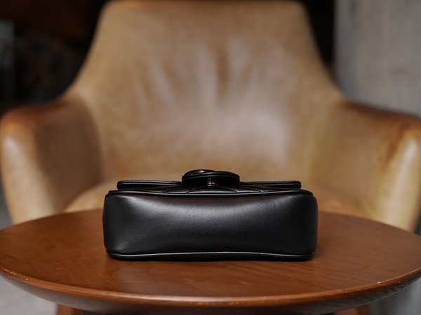 구찌 GG 마몽 벨트백 [매장가 233만원대]