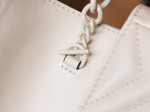 구찌 GG 마몽 벨트백 [매장가 233만원대]