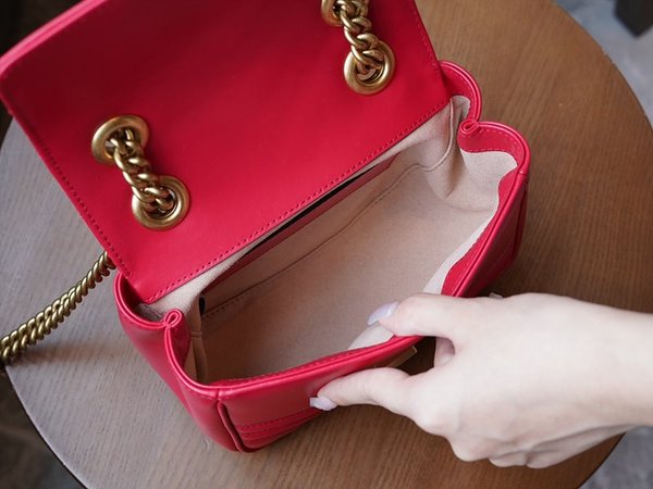 구찌 GG 마몽 마틀라세 미니 토트백 [매장가 267만원대]