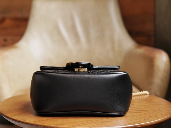 구찌 GG 마몽 마틀라세 미니 토트백 [매장가 267만원대]