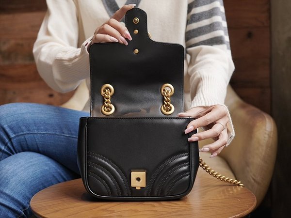 구찌 GG 마몽 마틀라세 미니 토트백 [매장가 267만원대]