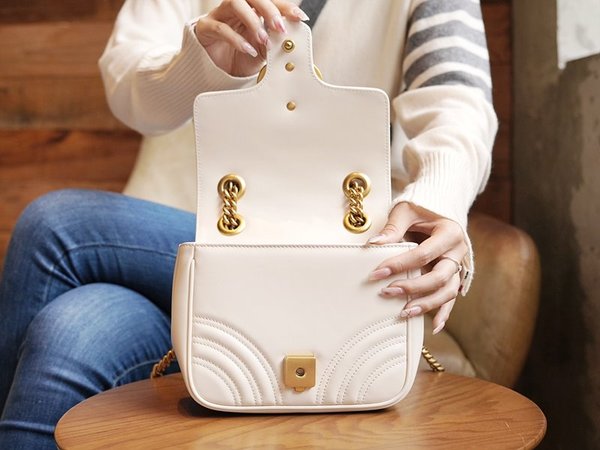 구찌 GG 마몽 마틀라세 미니 토트백 [매장가 267만원대]