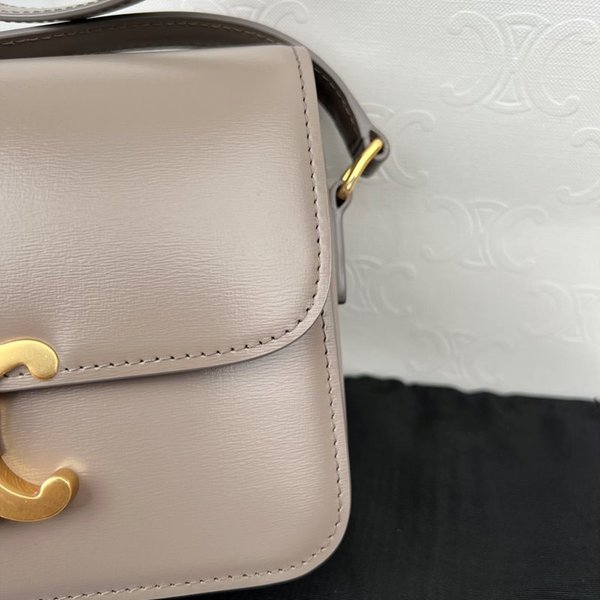 샤이니 카프스킨 페블 [매장가 500만원대]