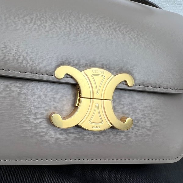 샤이니 카프스킨 페블 [매장가 500만원대]