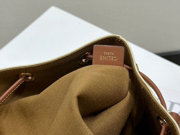 셀린느 마이크로 세일러 숄더백 트리오페 캔버스 & 카프스킨 화이트  [매장가 200만원대]