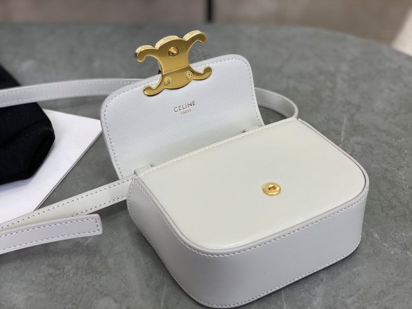 셀린느 미니 클로드 샤이니 카프스킨 화이트 [매장가 185만원대]