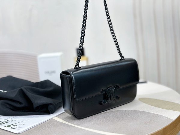 셀린느 클로드 체인 숄더백 샤이니 카프스킨 블랙 [매장가 425만원대]