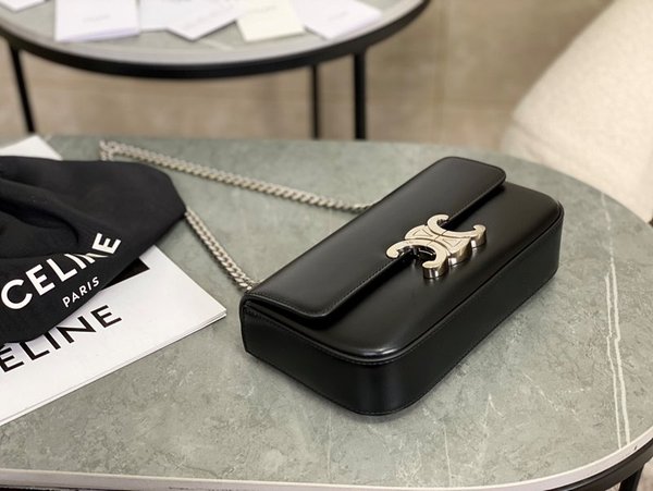 셀린느 클로드 체인 숄더백 샤이니 카프스킨 블랙 [매장가 425만원대]