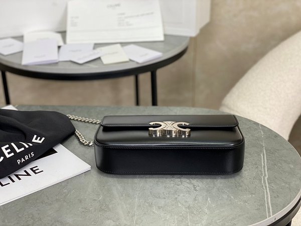 셀린느 클로드 체인 숄더백 샤이니 카프스킨 블랙 [매장가 425만원대]