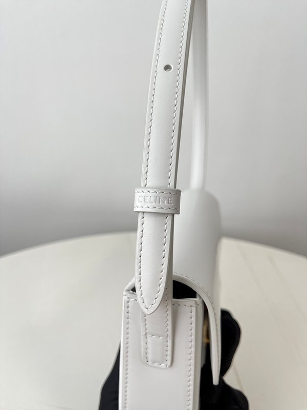 셀린느 클로드 숄더백 샤이니 카프스킨 화이트 [매장가 405만원대]