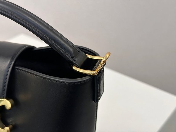 셀린느 미니 루이즈 버킷백 부드러운 카프스킨 블랙 [매장가 350만원대]