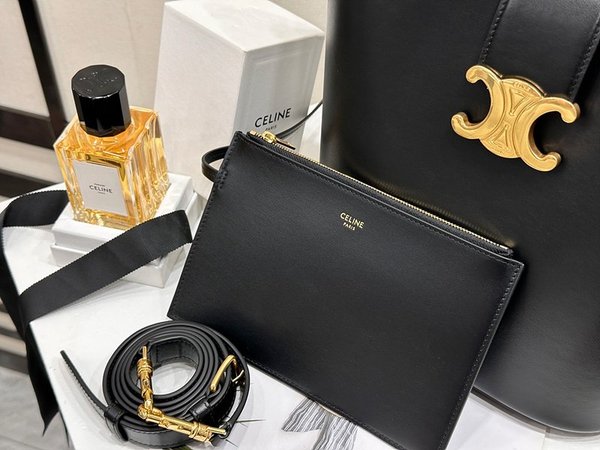 셀린느 미디엄 루이즈 버킷백 부드러운 카프스킨 블랙 [매장가 460만원대]