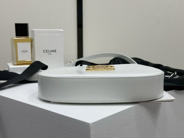 셀린느 미디엄 틸리백 샤이니 카프스킨 라이스  [매장가 350만원대]