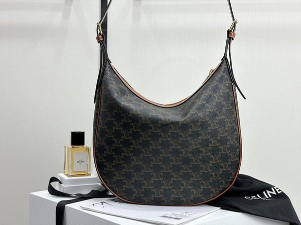 셀린느 미디엄 엘로이즈 백 트리옹프 캔버스 & 카프스킨 탠 [매장가 500만원대]