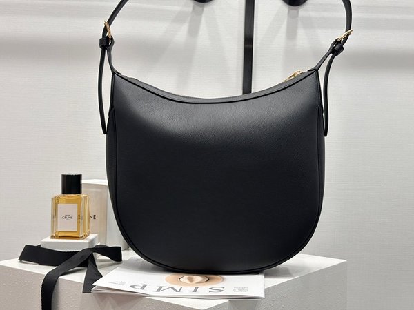 셀린느 미디엄 엘로이즈 백 서플 크레인 카프스킨 블랙 [매장가 500만원대]