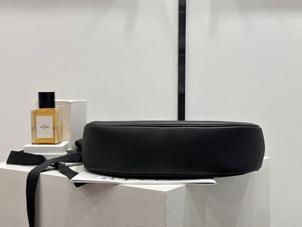 셀린느 미디엄 엘로이즈 백 서플 크레인 카프스킨 블랙 [매장가 500만원대]