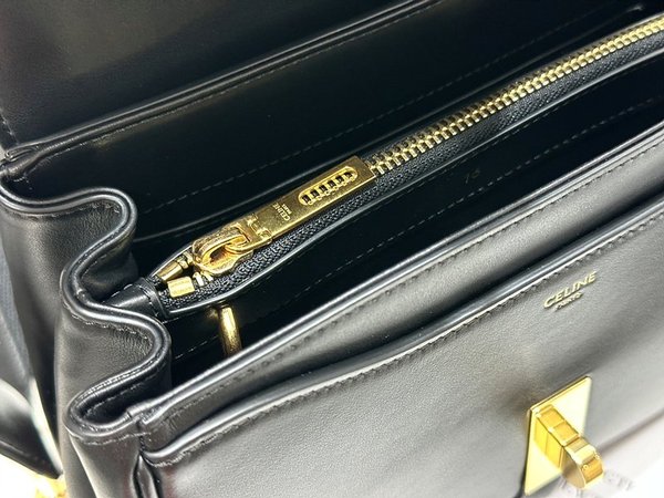 셀린느 스몰 16 백 새틴 카프스킨 블랙 [매장가 590만원대]