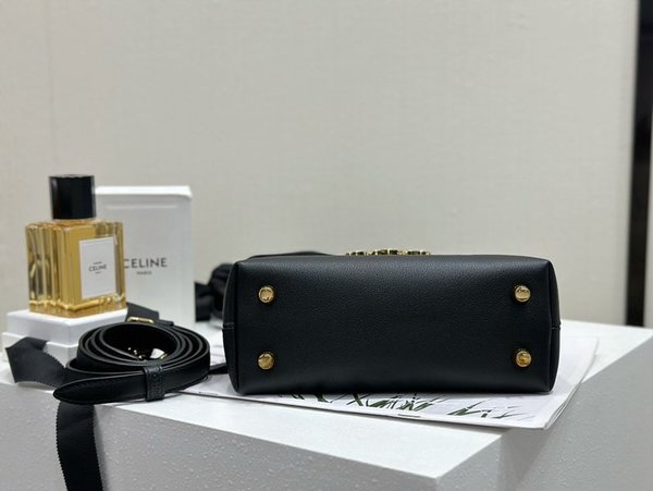 셀린느 틴 니노백 서플 그레인 카프스킨 블랙 [매장가 460만원대]