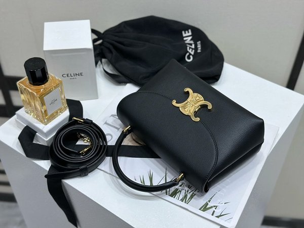 셀린느 틴 니노백 서플 그레인 카프스킨 블랙 [매장가 460만원대]