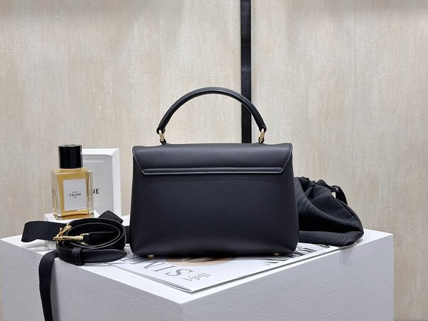 셀린느 틴 니노백 부드러운 새틴 카프스킨 블랙 [매장가 460만원대]