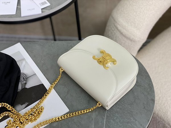 셀린느 체인 베사체 클레아 샤이니 카프스킨 라이스 [매장가 500만원대]