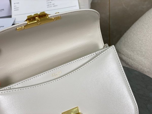 셀린느 체인 베사체 클레아 샤이니 카프스킨 라이스 [매장가 500만원대]