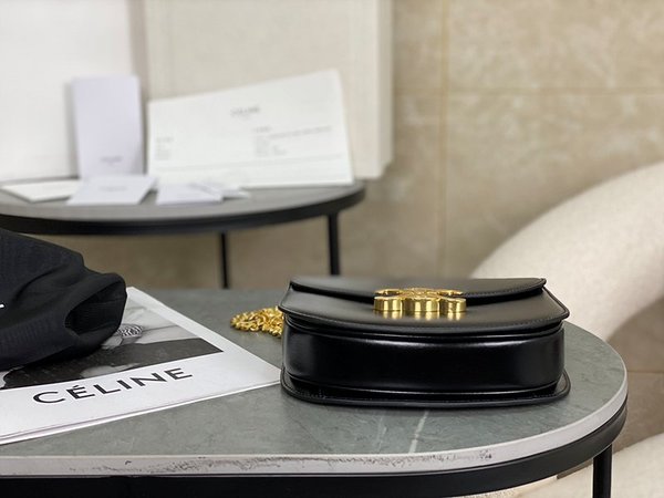 셀린느 체인 베사체 클레아 샤이니 카프스킨 블랙 [매장가 500만원대]