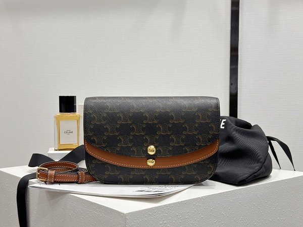 듀오 스트랩 지갑 트리옹프 캔버스 & 카프스킨 [매장가 230만원대]