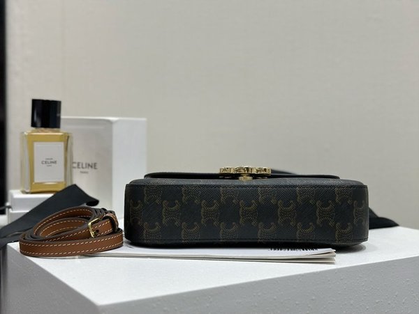 셀린느 틴 롤라 숄더백 트리옹프 캔버스 & 카프스킨 탠 [매장가 350만원대]