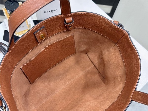 셀린느 미니 퀴르 트리옹프 아나이스 카바스 그레이드 카프스킨 탠 [매장가 360만원대]