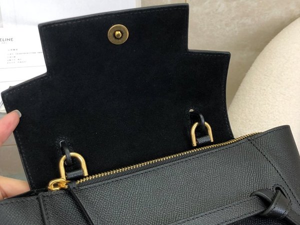 셀린느 나노 벨트백 그레인 카프스킨 블랙 [매장가 300만원대]