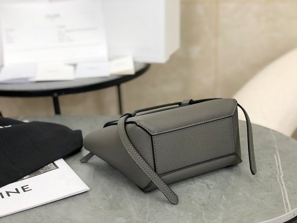 셀린느 피코 벨트백 그레인 카프스킨 그레이 [매장가 250만원대]