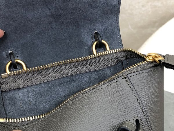 셀린느 피코 벨트백 그레인 카프스킨 그레이 [매장가 250만원대]