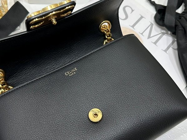 셀린느 틴 빅투아르 체인 숄더백 블랙 [매장가 400만원대]