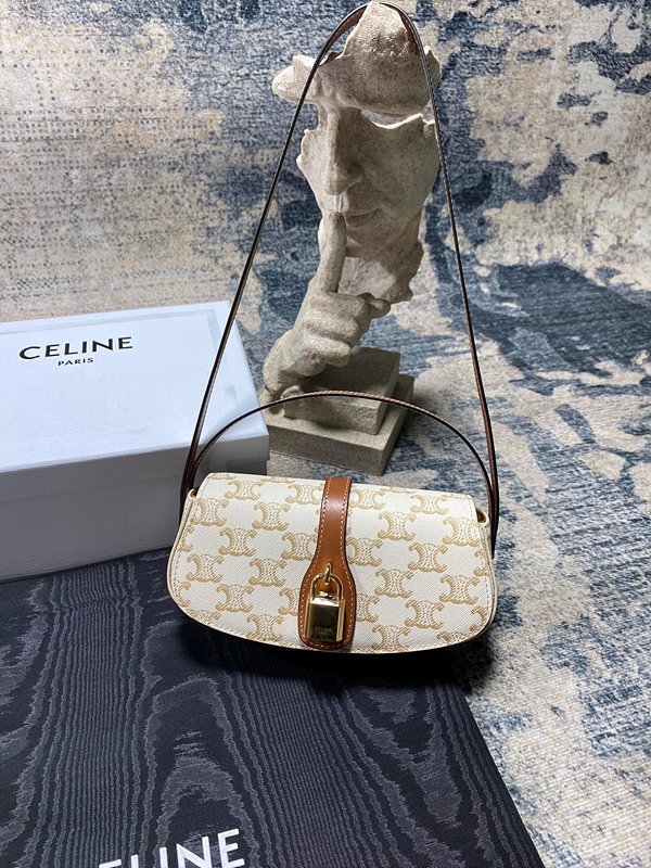 셀린느 타부 스트랩 클러치 트리옹프 캔버스 & 카프스킨 화이트 [매장가 200만원대]