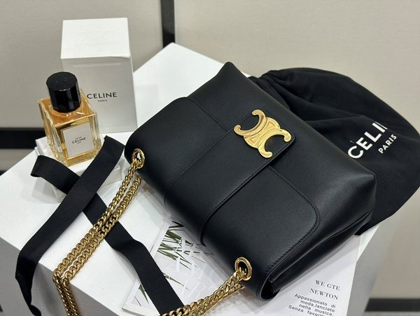 셀린느 미디엄 틴 빅투아르 체인 숄더백 블랙 [매장가 450만원대]