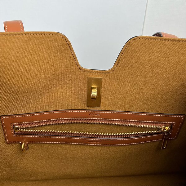 셀린느 카바스 16 백 / 캔버스 [매장가 420만원대]