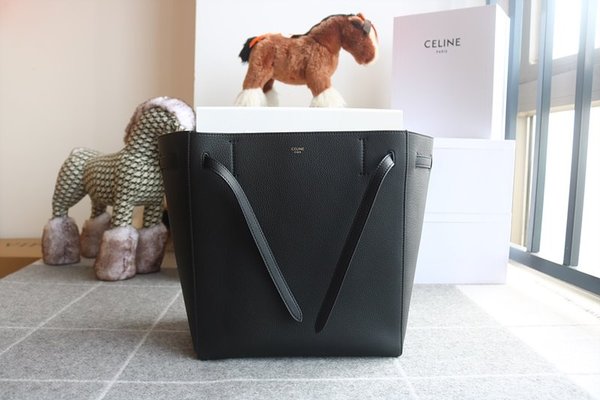 소프트 그레인 카프스킨 블랙 [매장가 300만원대]