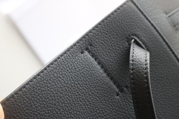 소프트 그레인 카프스킨 블랙 [매장가 300만원대]