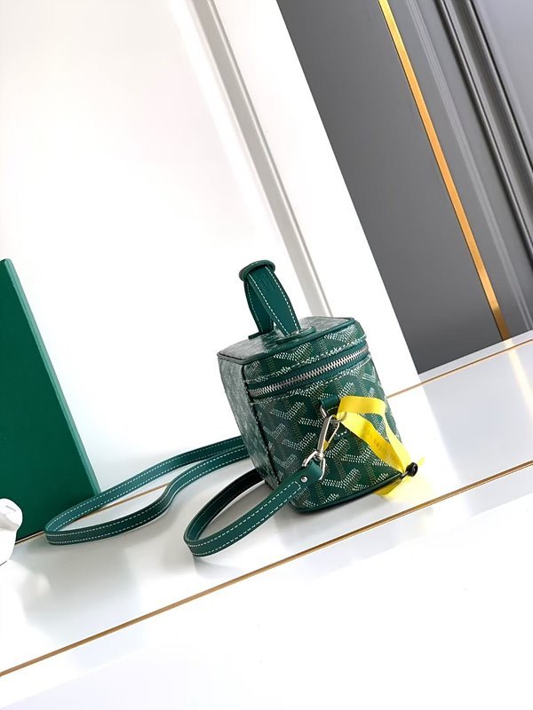 고야드 뮤즈 바니티 미니 그린 [매장가 330만원대]