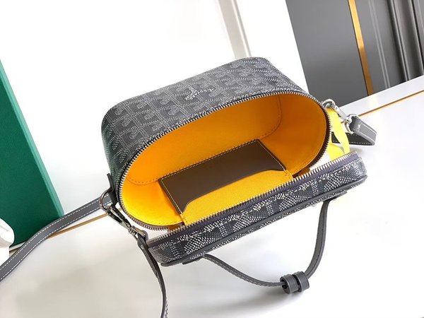 고야드 뮤즈 바니티 미니 그레이 [매장가 330만원대]