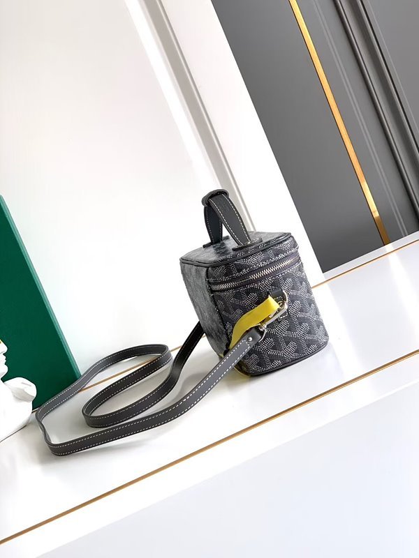 고야드 뮤즈 바니티 미니 그레이 [매장가 330만원대]