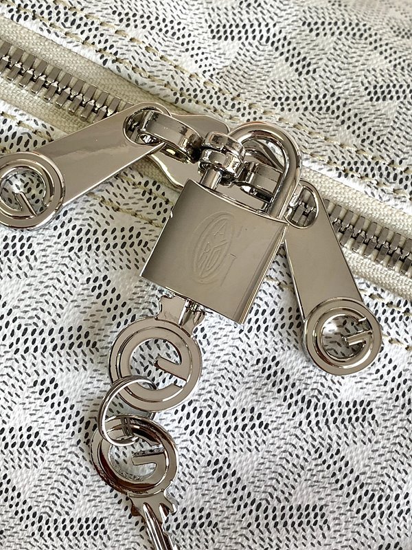 고야드 보스턴백45 화이트 [매장가 580만원대]