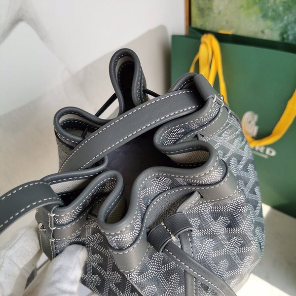 고야드 쁘띠 플로 버킷 백 / 그레이