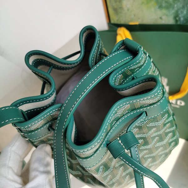 고야드 쁘띠 플로 버킷 백 / 그린