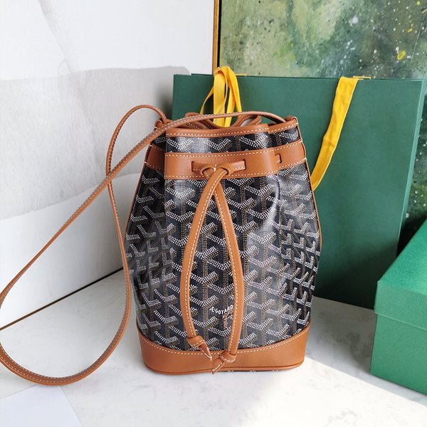 고야드 쁘띠 플로 버킷 백 / 블랙블랙탄