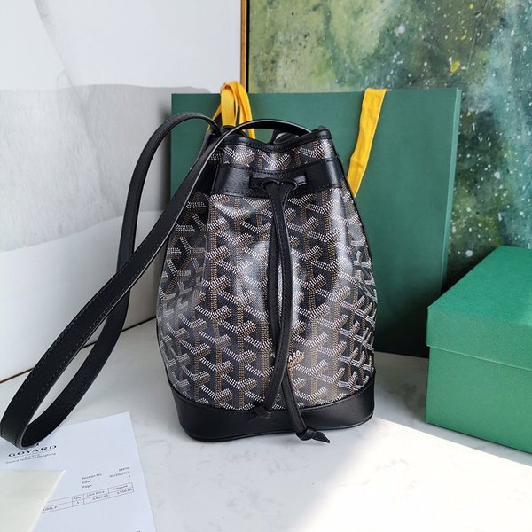 고야드 쁘띠 플로 버킷 백 / 블랙